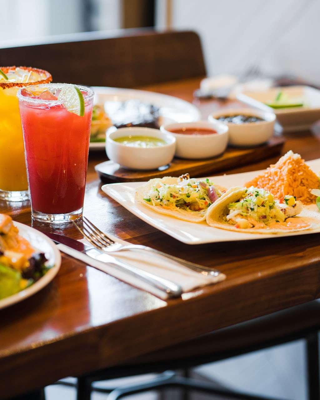 Los Agaves | 30750 Russell Ranch Rd, Westlake Village, CA 91362, USA | Phone: (818) 874-0779