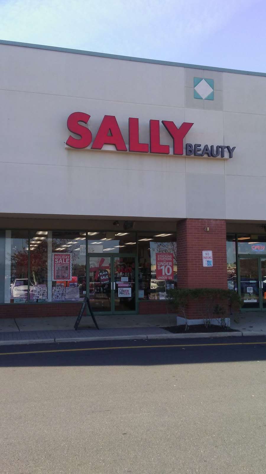 Sally Beauty | 330 Wrangleboro Rd, Mays Landing, NJ 08330, USA | Phone: (609) 484-8464