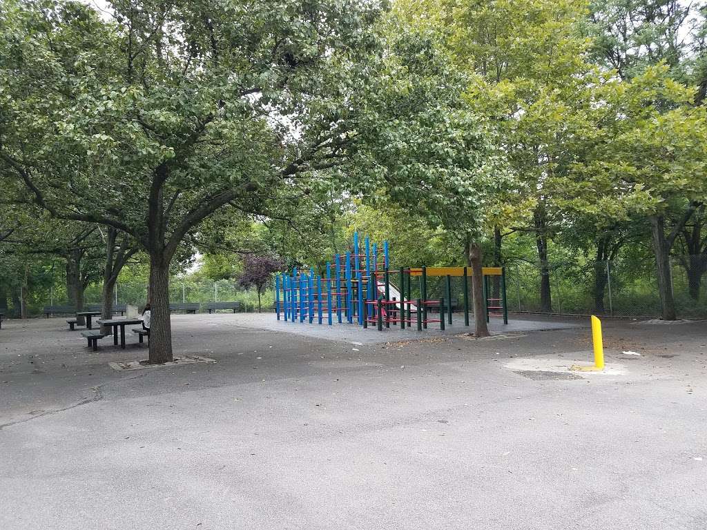 Playground One Forty Six CXLVI | 146th St. & 56th Rd Kissena Corridor Park, Flushing, NY 11355, USA | Phone: (212) 639-9675