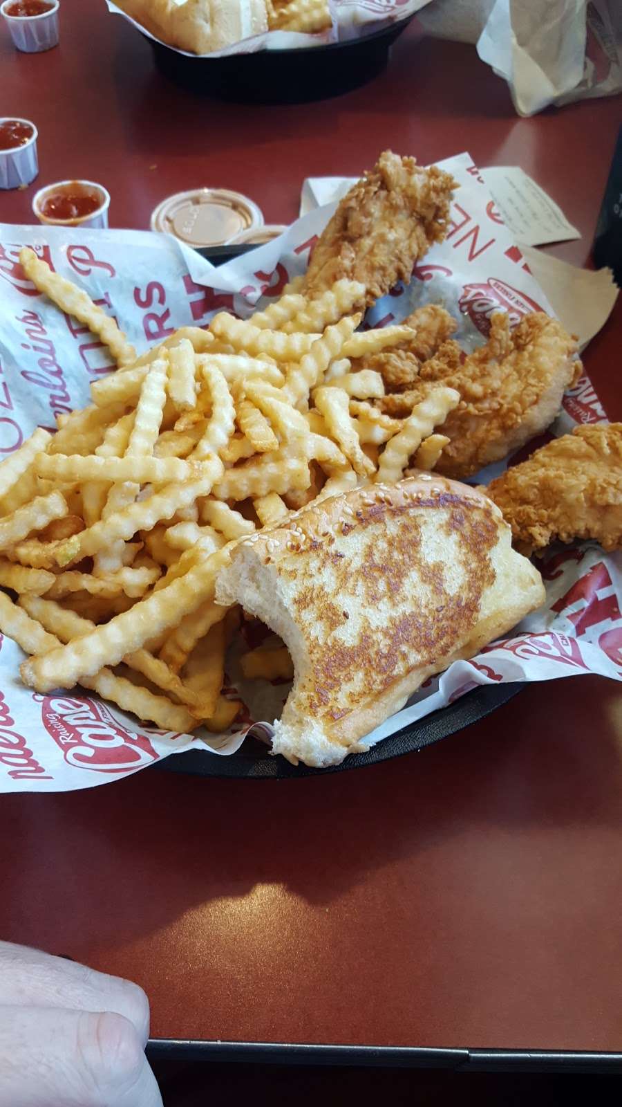 Raising Canes Chicken Fingers | 5660 Centennial Center Blvd, Las Vegas, NV 89149 | Phone: (702) 878-2263