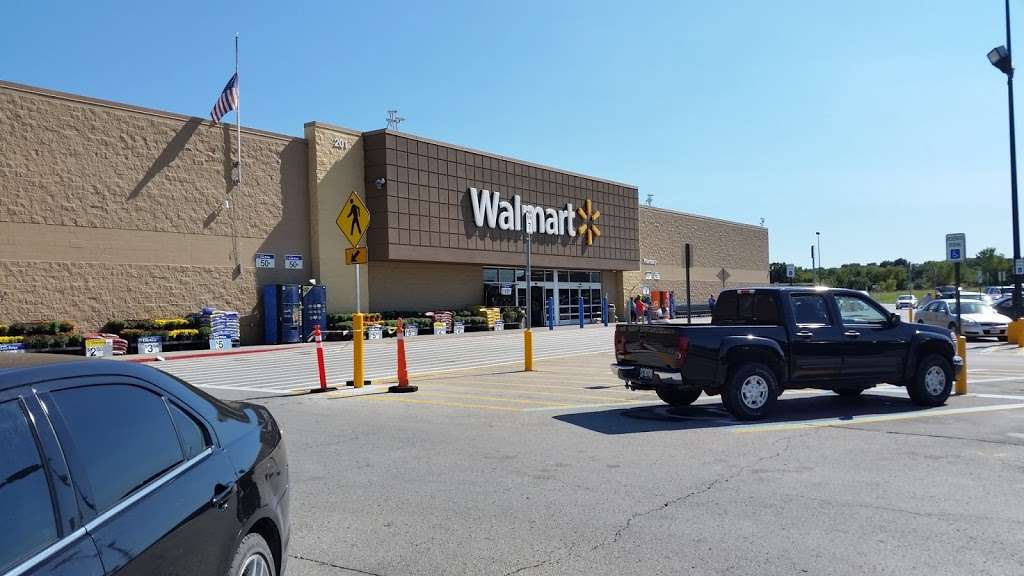 Walmart Supercenter | 201 SE Salem St, Oak Grove, MO 64075 | Phone: (816) 690-4900