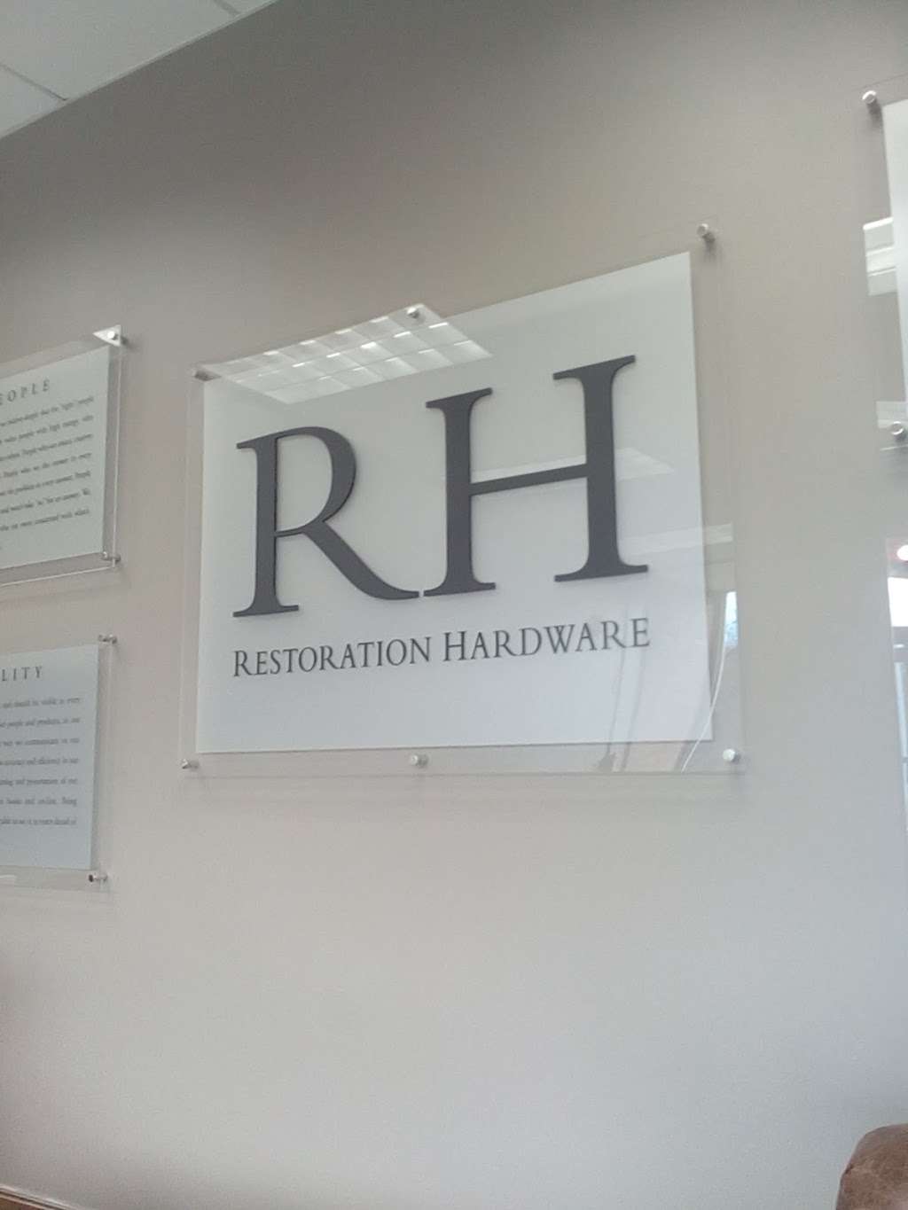 Restoration Hardware Delivery Warehouse | 480 Sprague St, Dedham, MA 02026, USA | Phone: (781) 493-7487