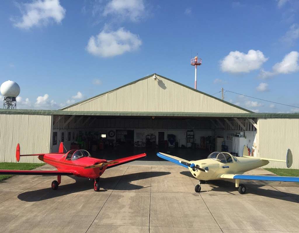Air Professionals Pilot Shop | 17416 Airfield Ln, Pearland, TX 77581 | Phone: (713) 569-3023