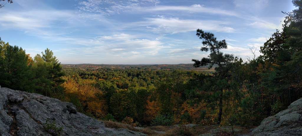 Lookout Rock | 61 Oak Hill Rd, Littleton, MA 01460, USA