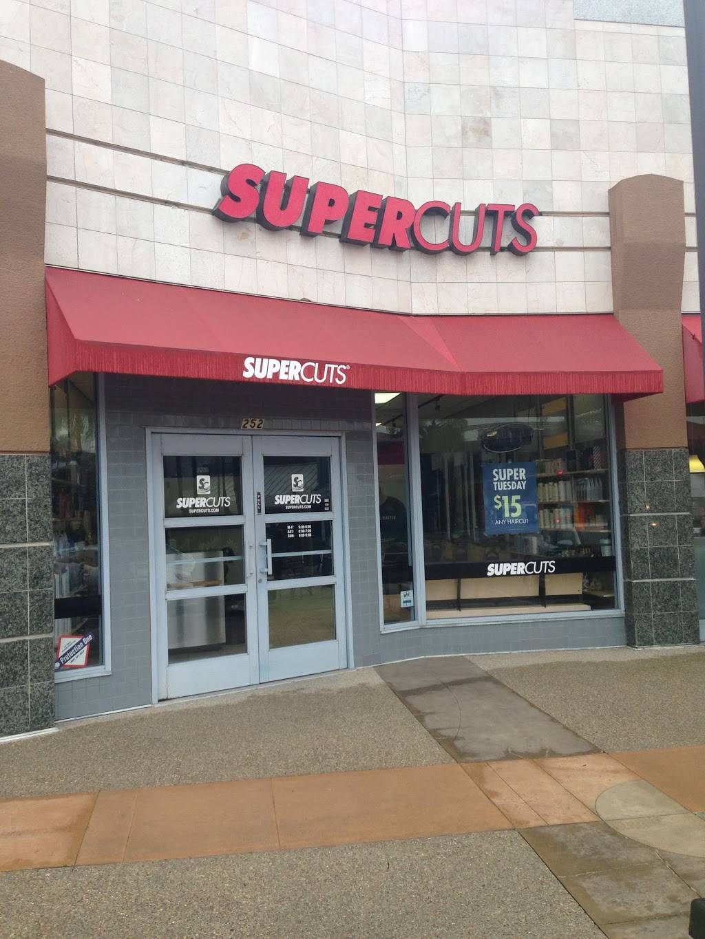 Supercuts | 8750 Genesee Ave #252, San Diego, CA 92122, USA | Phone: (858) 587-2888