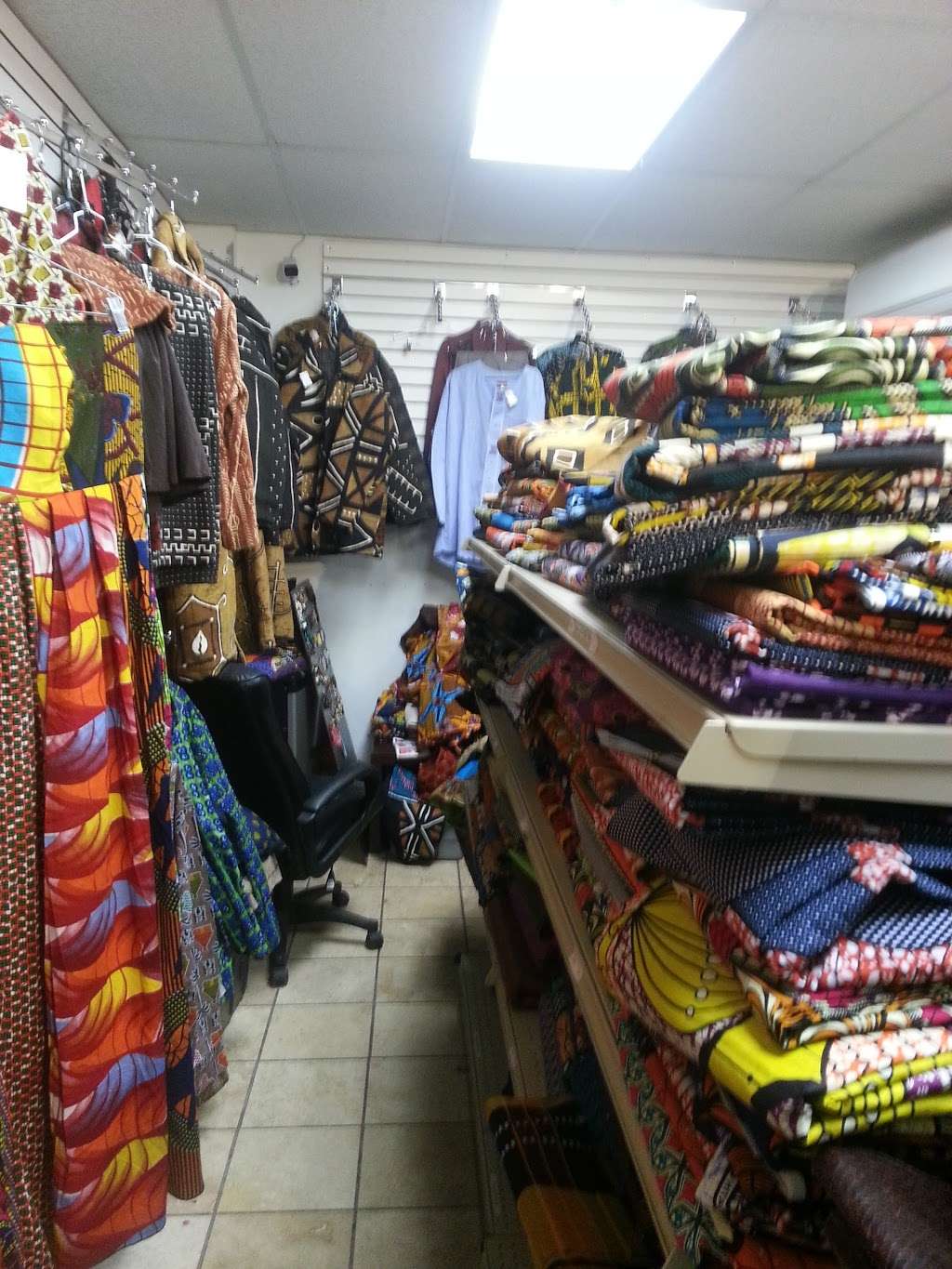 Goree Shop | 1122 E 47th St, Chicago, IL 60653, USA | Phone: (773) 285-1895