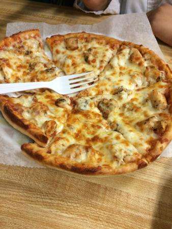 Brothers Pizzeria | 7 Summer St, Chelmsford, MA 01824, USA | Phone: (978) 256-2552