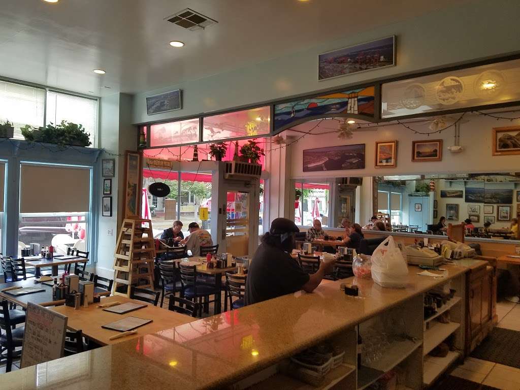 Lighthouse Cafe | 508 W 39th St, San Pedro, CA 90731 | Phone: (310) 548-3354