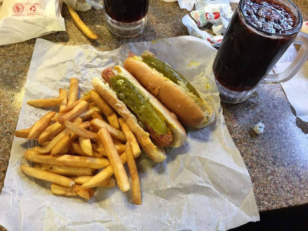 Hot Dog Johnnys | 333 US-46, Belvidere, NJ 07823 | Phone: (908) 453-2882