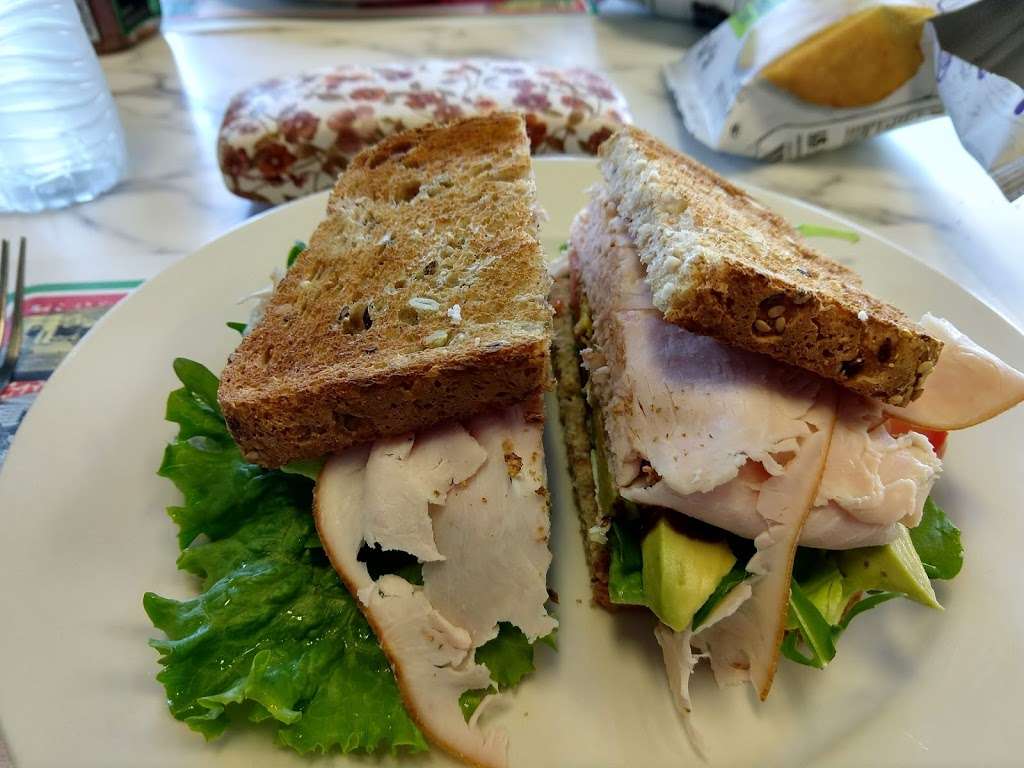 Maddalena’s sandwich shop | 4115 N Dupont Hwy, Dover, DE 19901, USA | Phone: (302) 678-2061