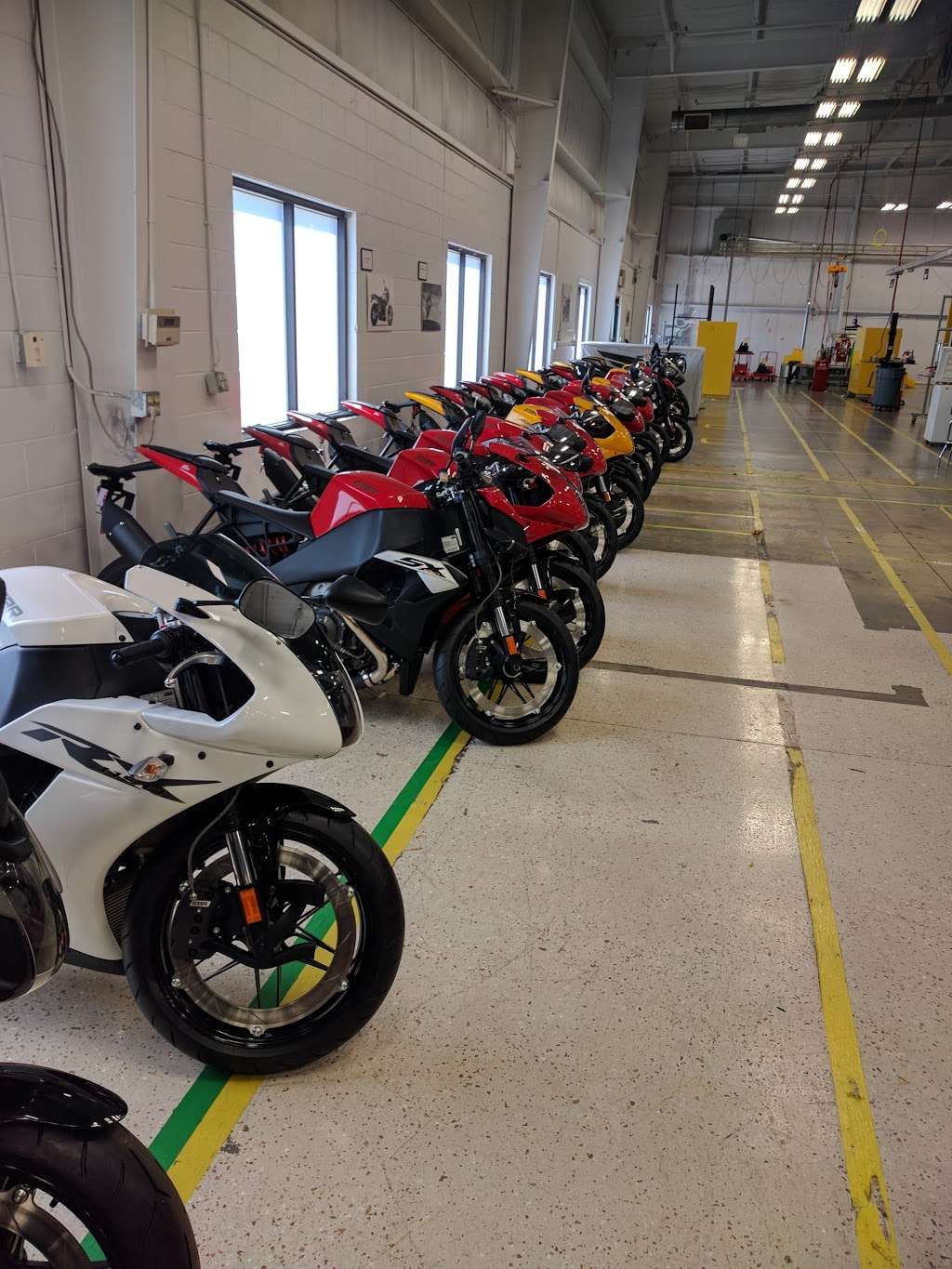 Erik Buell Racing LLC | 2799 Buell Dr # C, East Troy, WI 53120, USA | Phone: (262) 642-1627