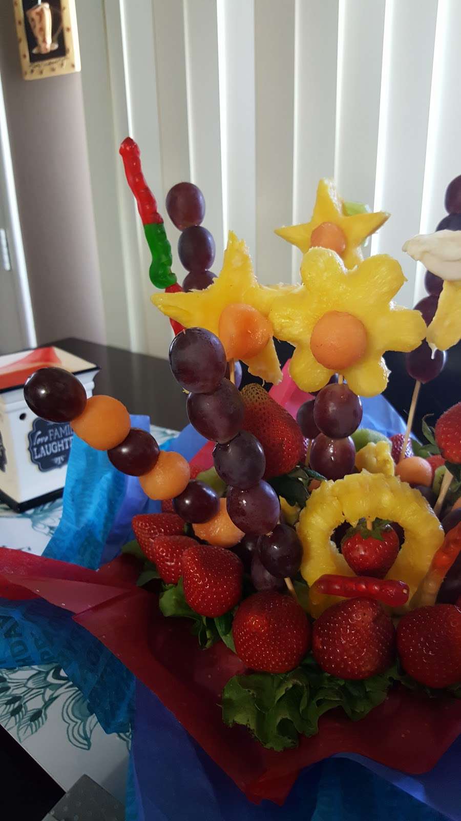 Edible Arrangements | 7224 118th Ave Suite C, Kenosha, WI 53142, USA | Phone: (262) 857-1100