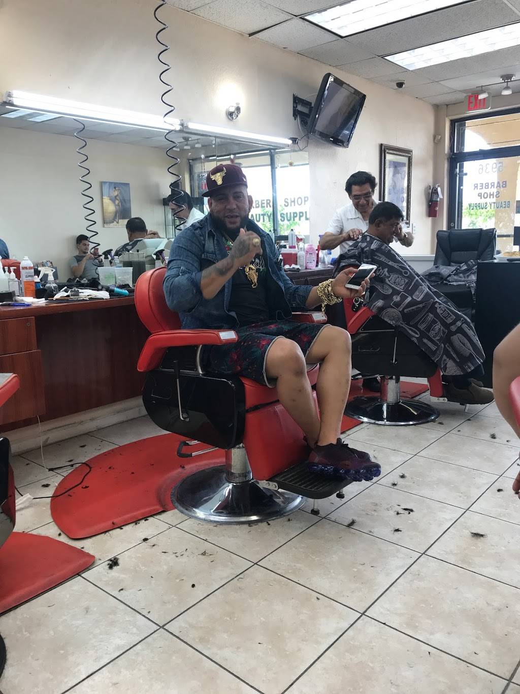 QVA Latin Barber Shop | 5936 W 16th Ave, Hialeah, FL 33012 | Phone: (786) 301-6174