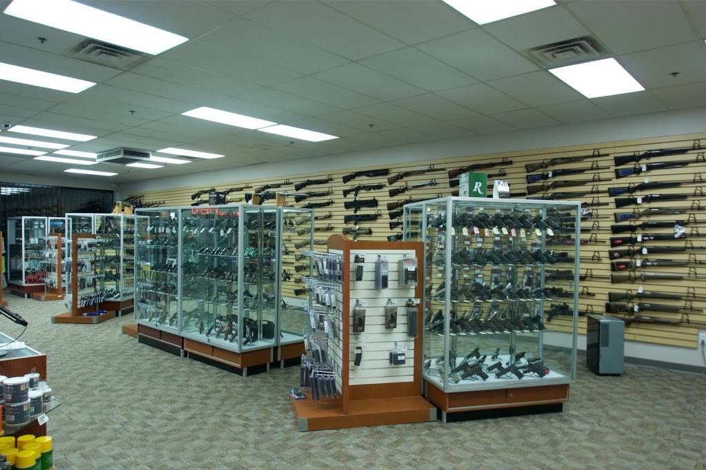 Bills Gun Shop & Range Robbinsdale | 4080 W Broadway Ave, Robbinsdale, MN 55422, USA | Phone: (763) 533-9594