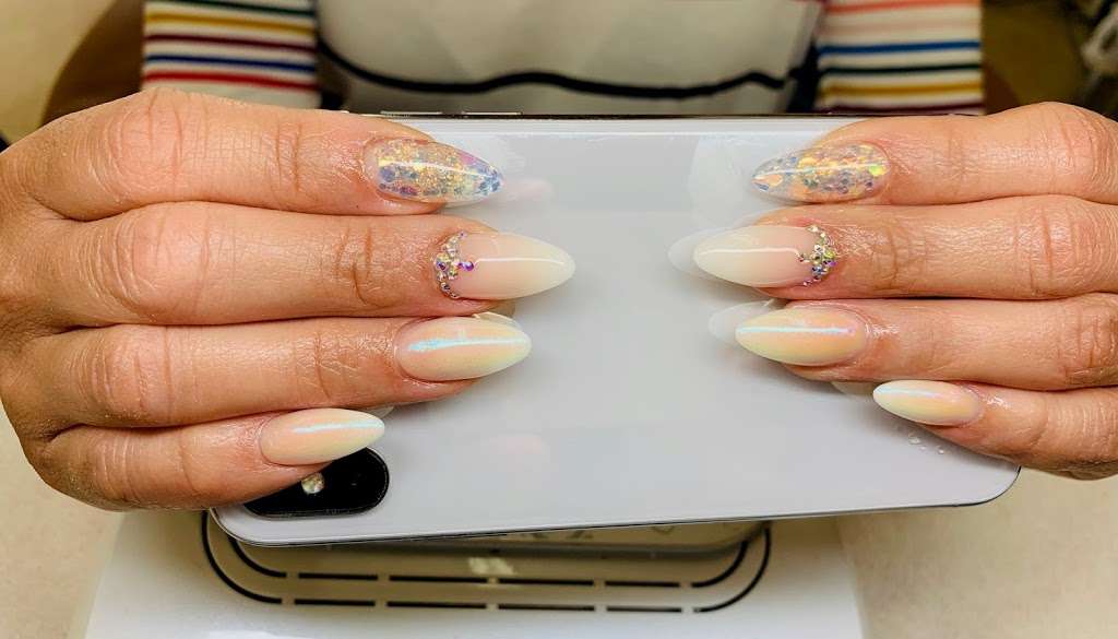 Pearl Nails & Spa | 2917 N Bellflower Blvd, Long Beach, CA 90815, USA | Phone: (562) 496-8130