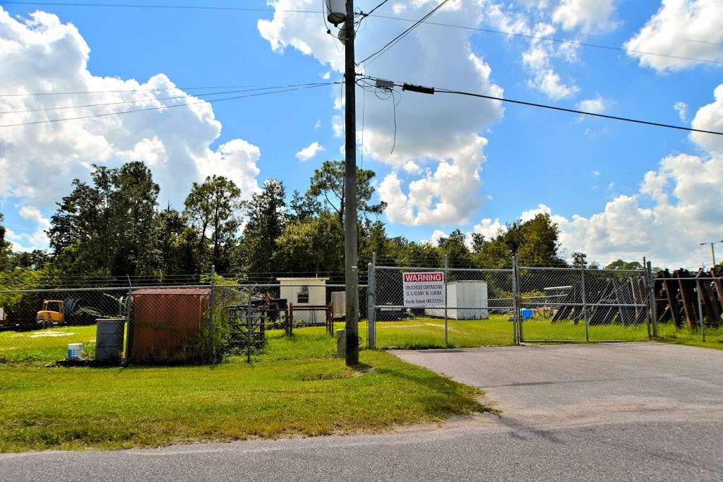 Barton Storage & Commercial Park | 1815 Thornhill Rd, Auburndale, FL 33823, USA | Phone: (863) 967-8375