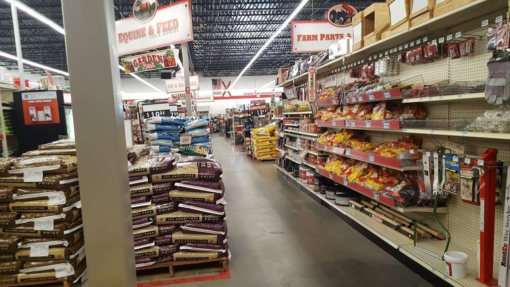 Tractor Supply Co. | 6801 State Rd 50, Groveland, FL 34736, USA | Phone: (352) 429-2502