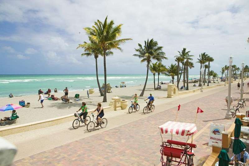 Tides by Ammos Vacation Rentals Miami | 3801 S Ocean Dr, Hollywood, FL 33019, USA | Phone: (305) 934-0044