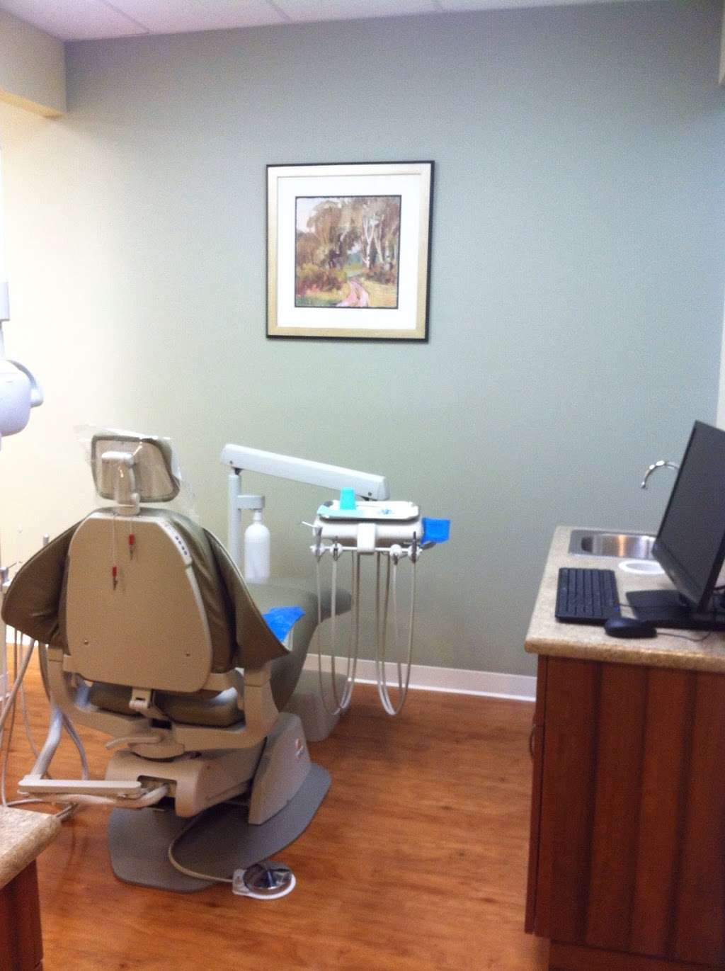 Center Square Family Dental | 120 Center Square Rd #205, Swedesboro, NJ 08085 | Phone: (856) 294-6767