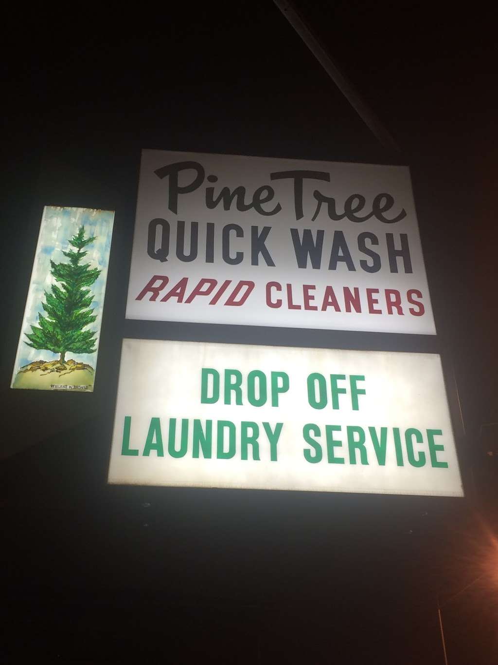 Pine Tree Quick Wash | Photo 5 of 5 | Address: 8236 Grand Ave, River Grove, IL 60171, USA | Phone: (708) 453-2299