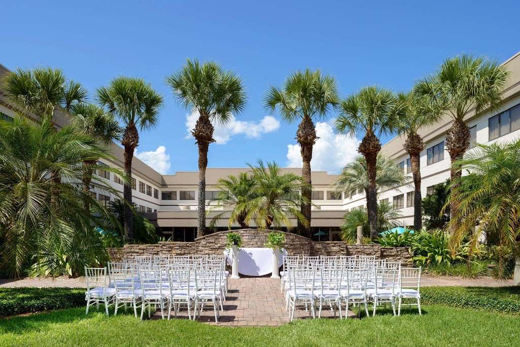 Sheraton Suites Orlando Airport | 7550 Augusta National Dr, Orlando, FL 32822, USA | Phone: (407) 240-5555