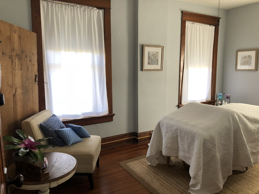 Healing Hands Massage and Skin Care | 11834 Old National Pike, New Market, MD 21774, USA | Phone: (410) 259-2859