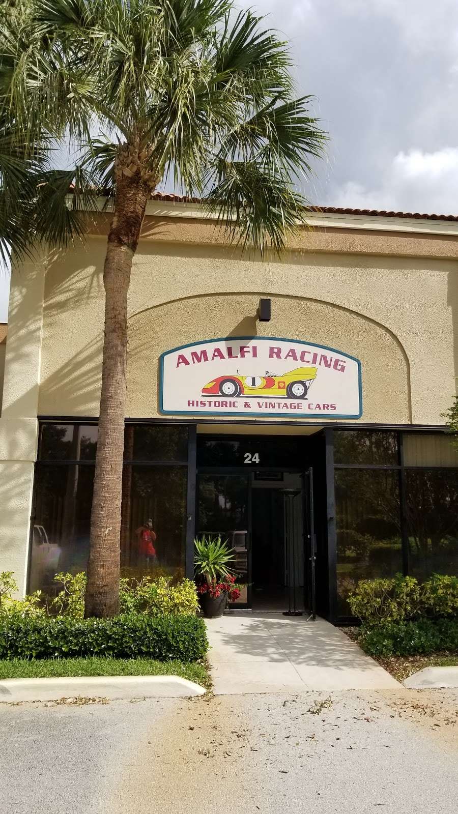 Amalfi Racing | 801 Maplewood Dr, Jupiter, FL 33458, USA | Phone: (561) 743-9499