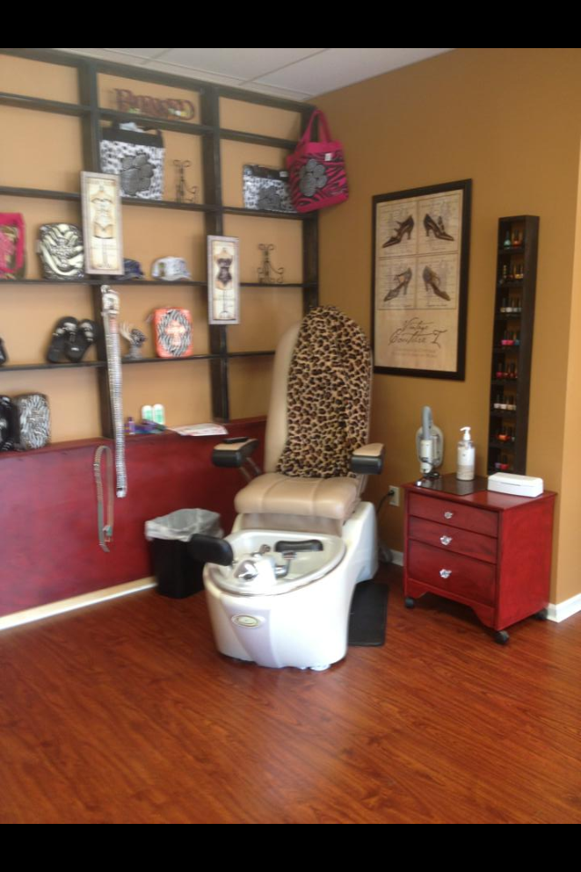 Shear Madness | 712 S Broadway, Oak Grove, MO 64075 | Phone: (816) 690-7999