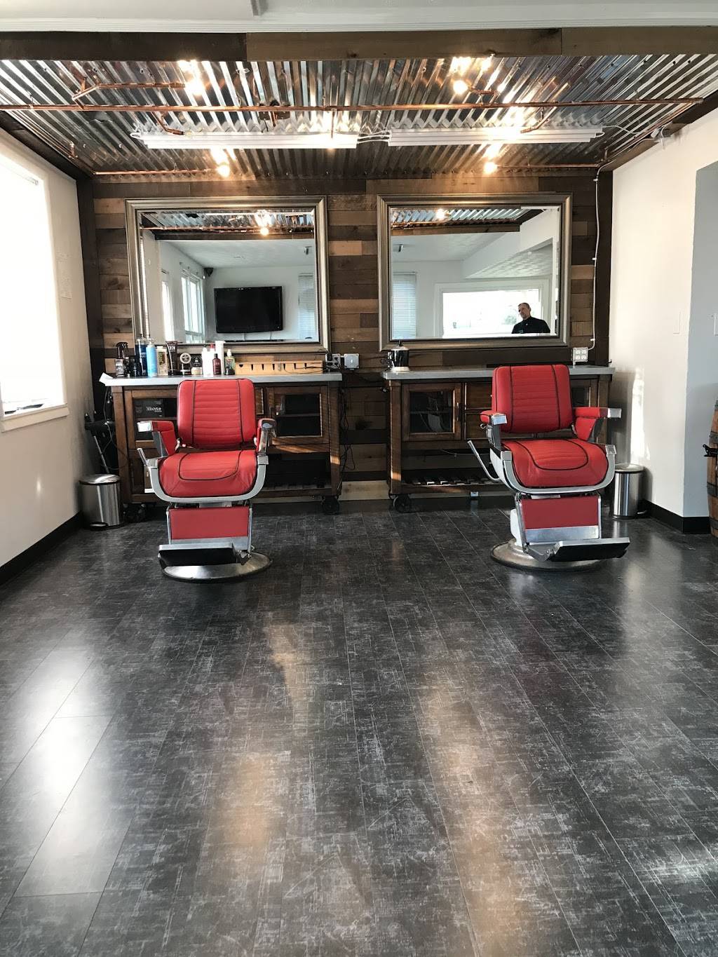 Bruce’s barber shop | 8206 KY-44, Mt Washington, KY 40047 | Phone: (502) 553-7236