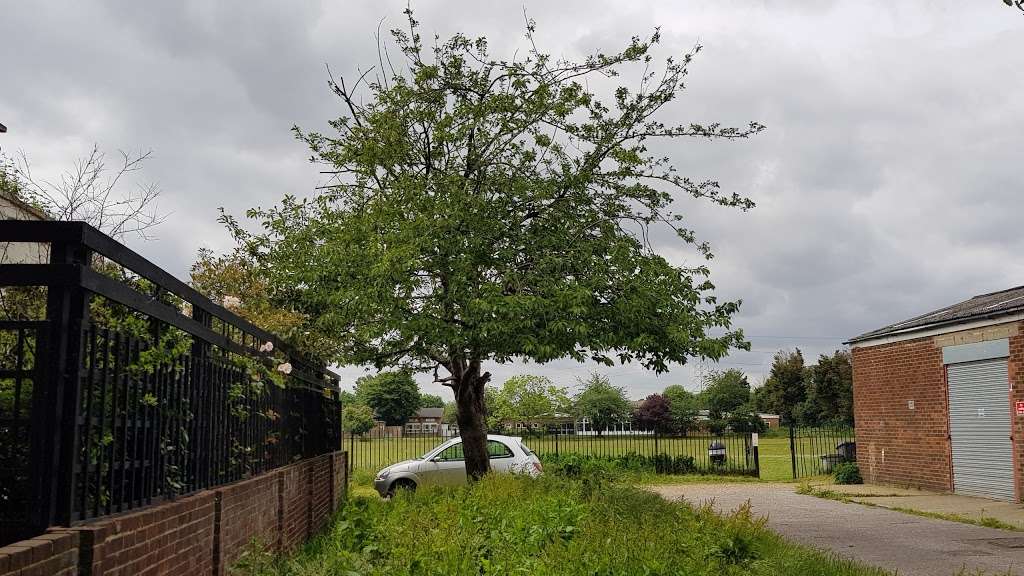 Soham Lane Open Space | Enfield EN3, UK