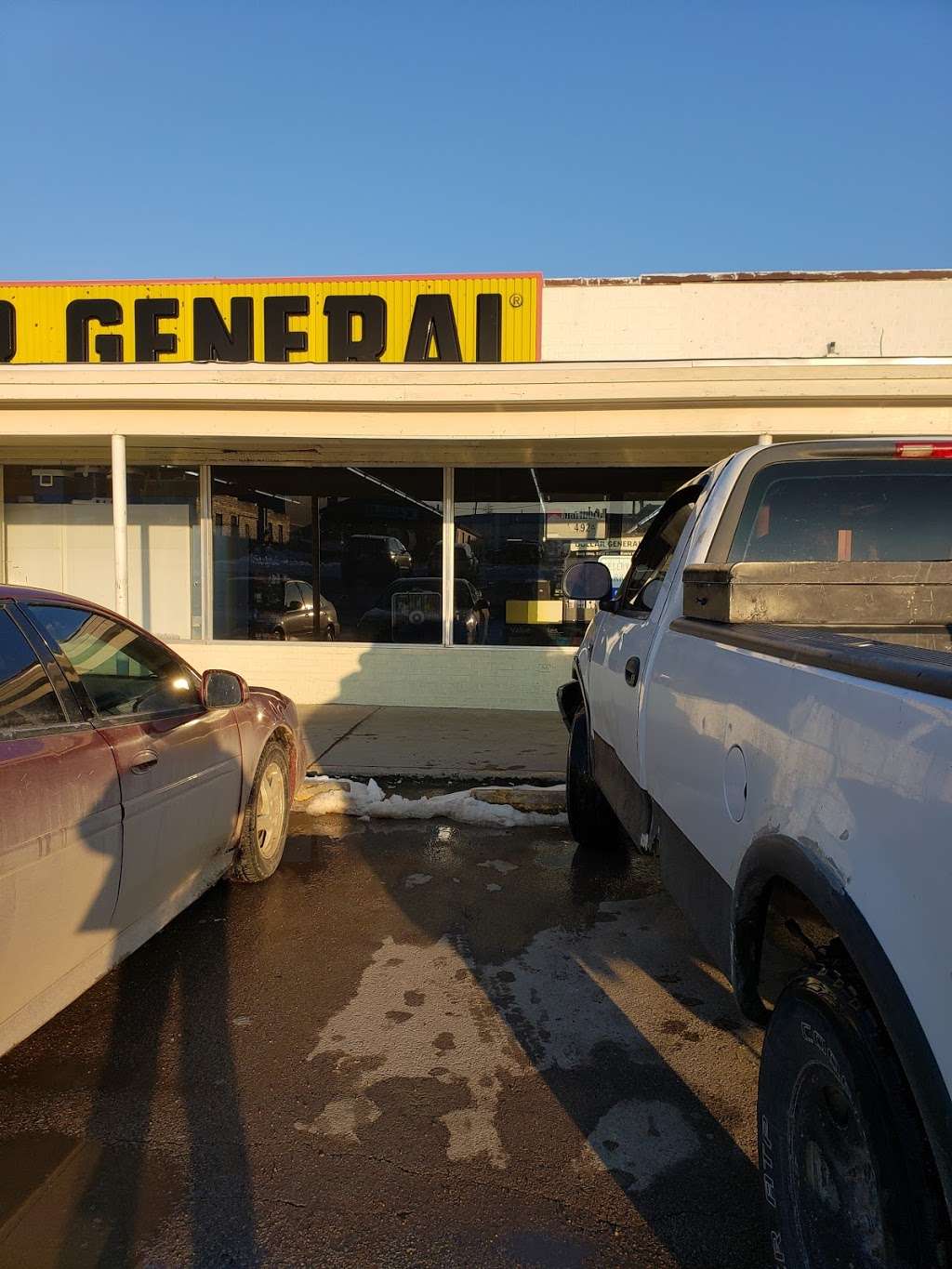 Dollar General | 299 S Shaw St, Richmond, MO 64085, USA | Phone: (816) 702-6857