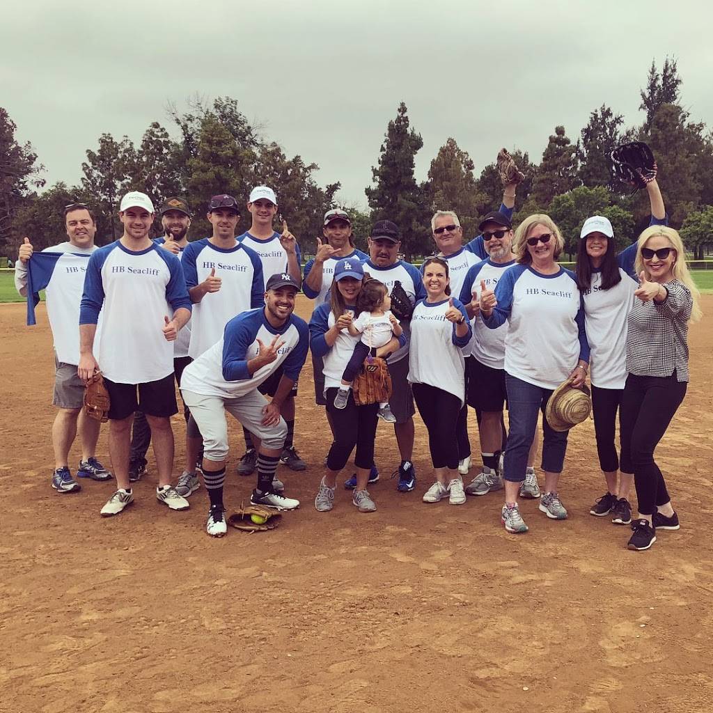 First Team Real Estate - Huntington Beach - Seacliff | 19021 Goldenwest St, Huntington Beach, CA 92648, USA | Phone: (714) 536-9292