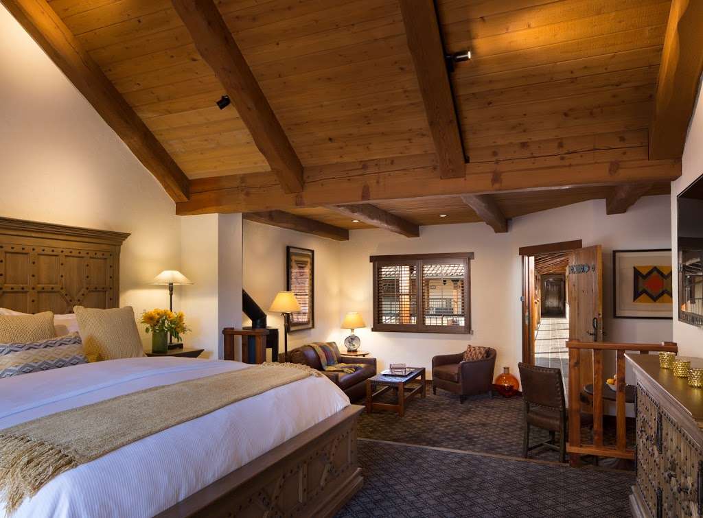 Rancho Caymus Inn | 1140 Rutherford Rd, Rutherford, CA 94573, USA | Phone: (707) 200-9300