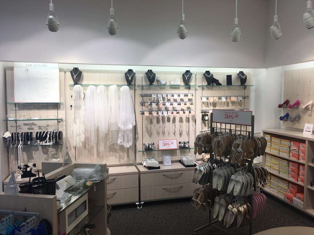 Davids Bridal | 5515 S Williamson Blvd Suite 215, Port Orange, FL 32128, USA | Phone: (386) 492-1332