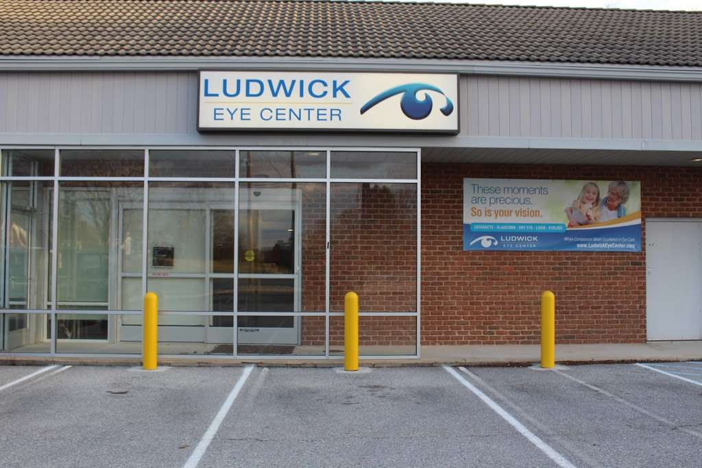 Ludwick Eye Center | 2105 E Main St, Waynesboro, PA 17268, USA | Phone: (717) 762-1158