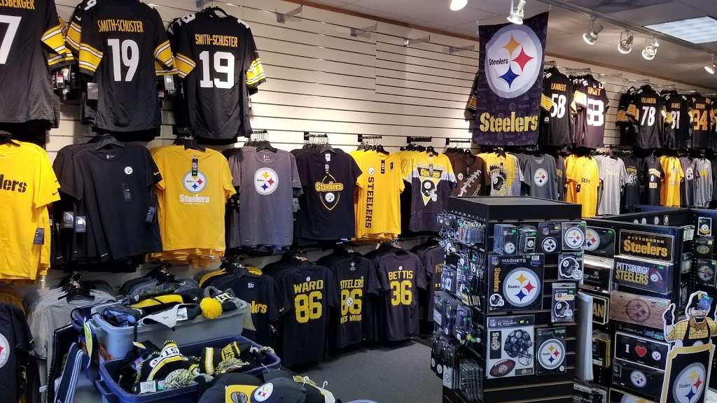 Steel City Sports | ROCKVALE OUTLETS, 35 S Willowdale Dr, Lancaster, PA 17602, USA | Phone: (717) 517-9506