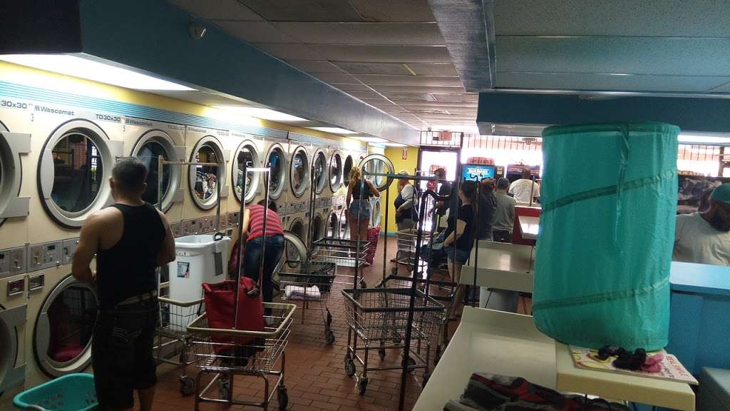 Acadia Coin Laundry | 19525 NW 57th Ave, Opa-locka, FL 33055, USA | Phone: (786) 440-5953