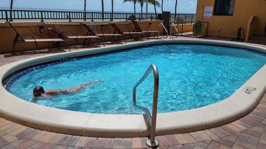 Hollywood Sands Resort | 2404 N Surf Rd, Hollywood, FL 33019, USA | Phone: (954) 925-2285