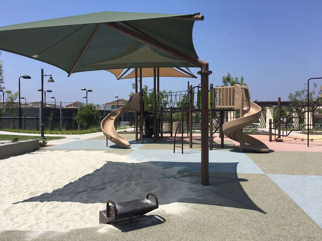 Eastwood Neighborhood Park | 130 Frontier, Irvine, CA 92620, USA