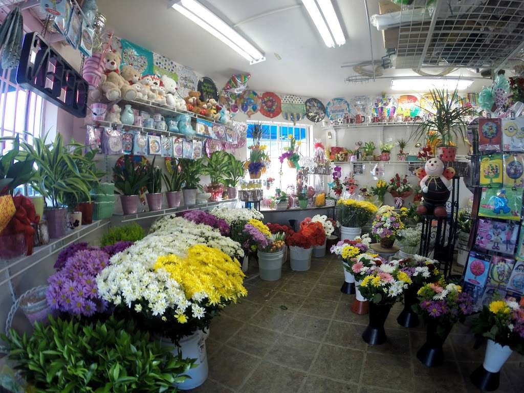 CasaBlanca Flowers | 2101 S Rose Ave, Oxnard, CA 93033, USA | Phone: (805) 487-2272