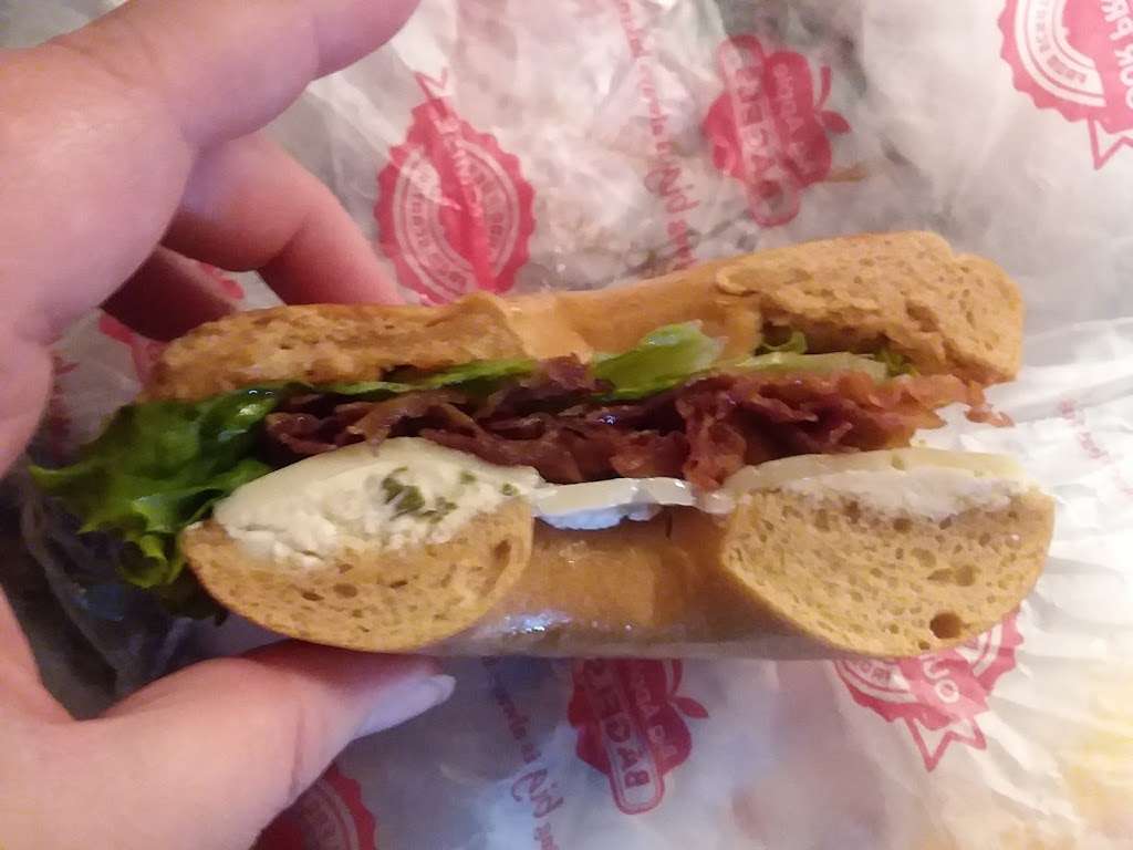 Big Apple Bagels | 9528 E 126th St, Fishers, IN 46038, USA | Phone: (317) 915-9195