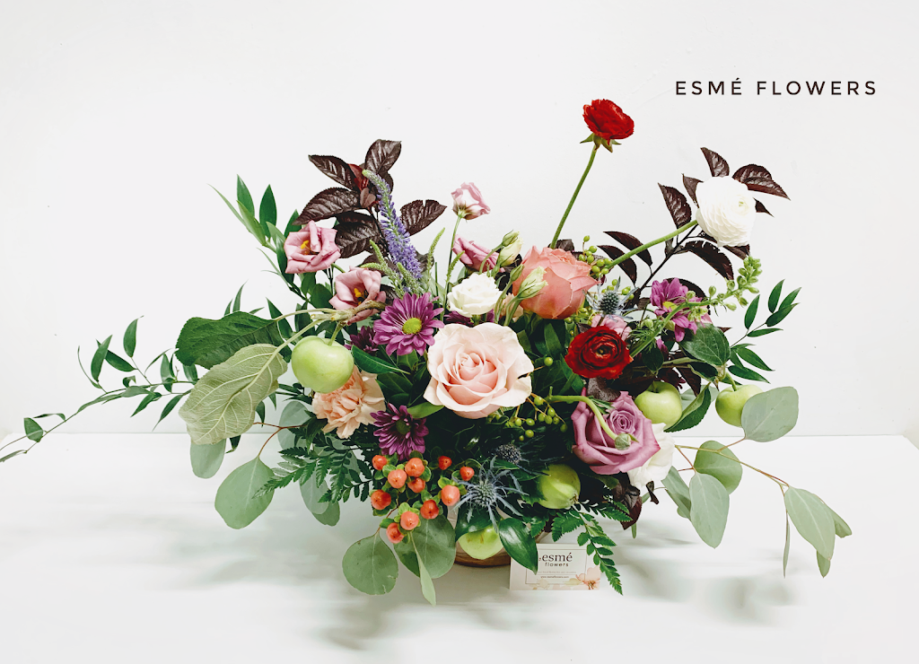 Esmé Flowers | 741 Anderson Ave, Cliffside Park, NJ 07010, USA | Phone: (201) 496-6554