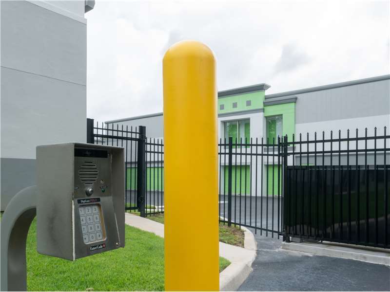 Extra Space Storage | 831 N Park Ave, Apopka, FL 32712, USA | Phone: (407) 966-4010