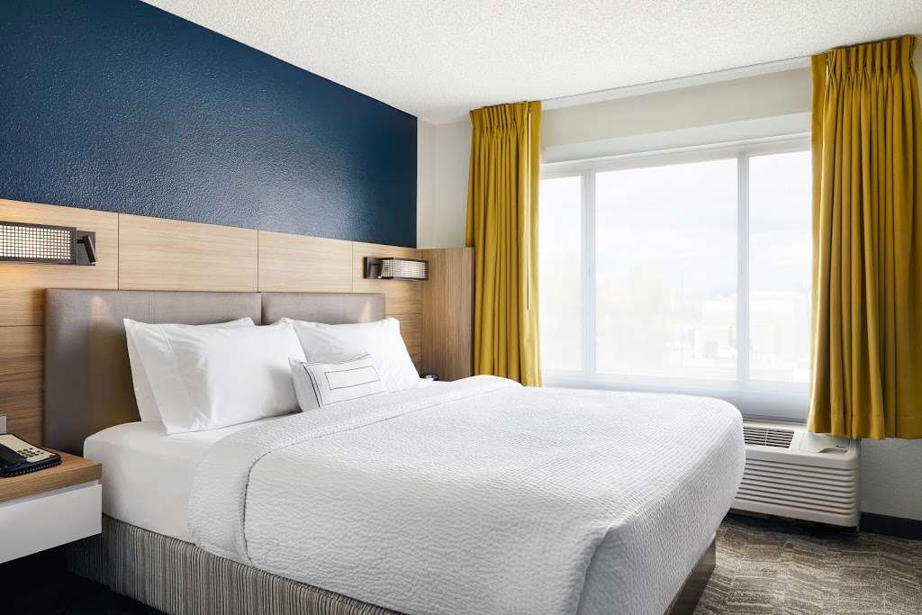 SpringHill Suites by Marriott Tempe at Arizona Mills Mall | 5211 S Priest Dr, Tempe, AZ 85283 | Phone: (480) 752-7979