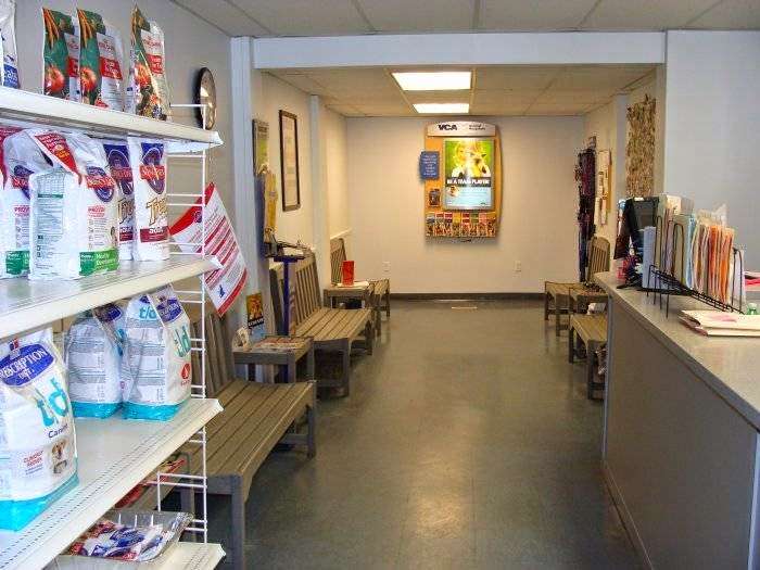 VCA Hanson Animal Hospital | 705 Main St, Hanson, MA 02341, USA | Phone: (781) 293-2511