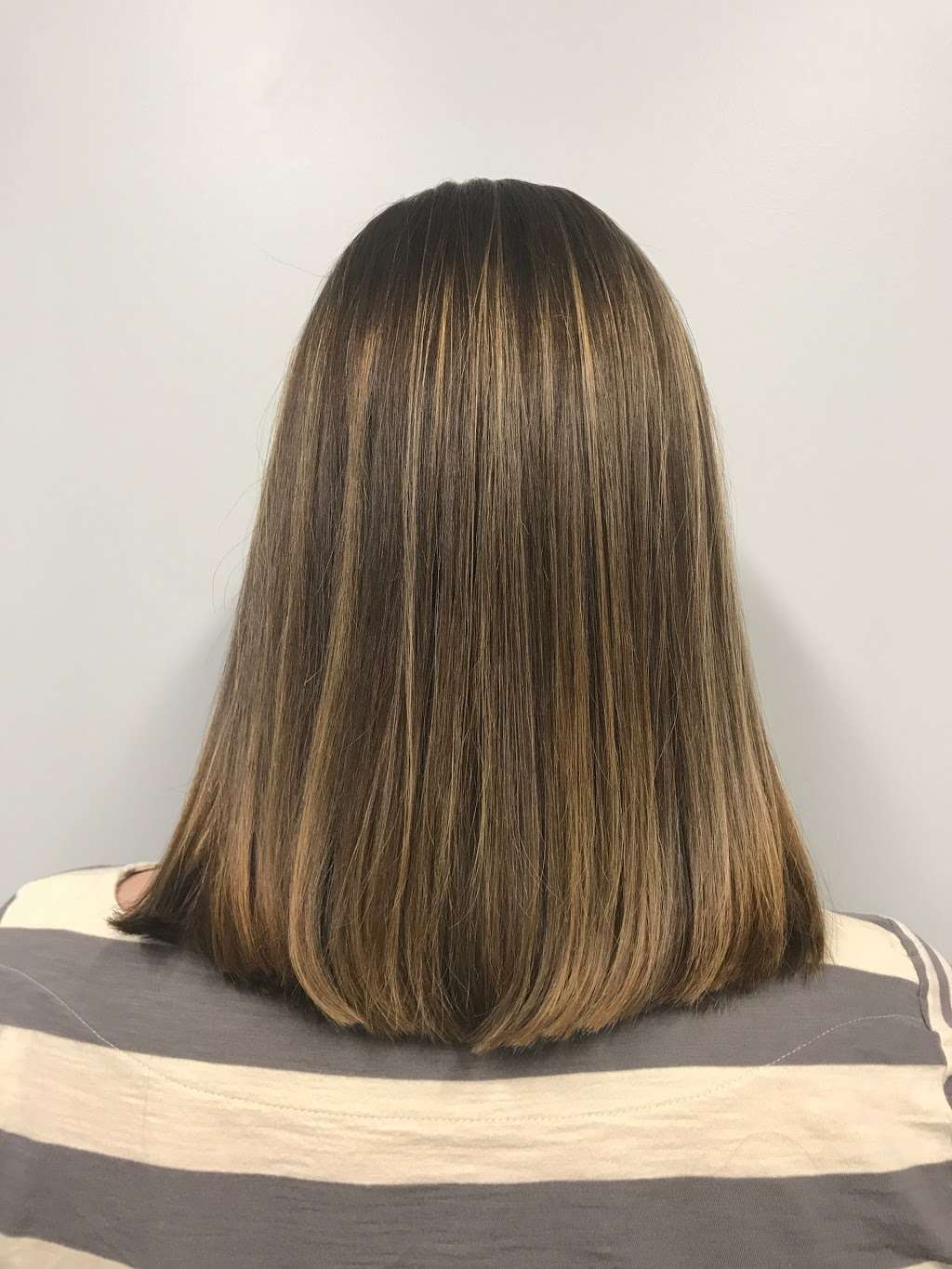 Hair by Samantha Ann (inside Symmetry Salon Studios) | 572 N Frederick Ave, Gaithersburg, MD 20877 | Phone: (240) 454-1114