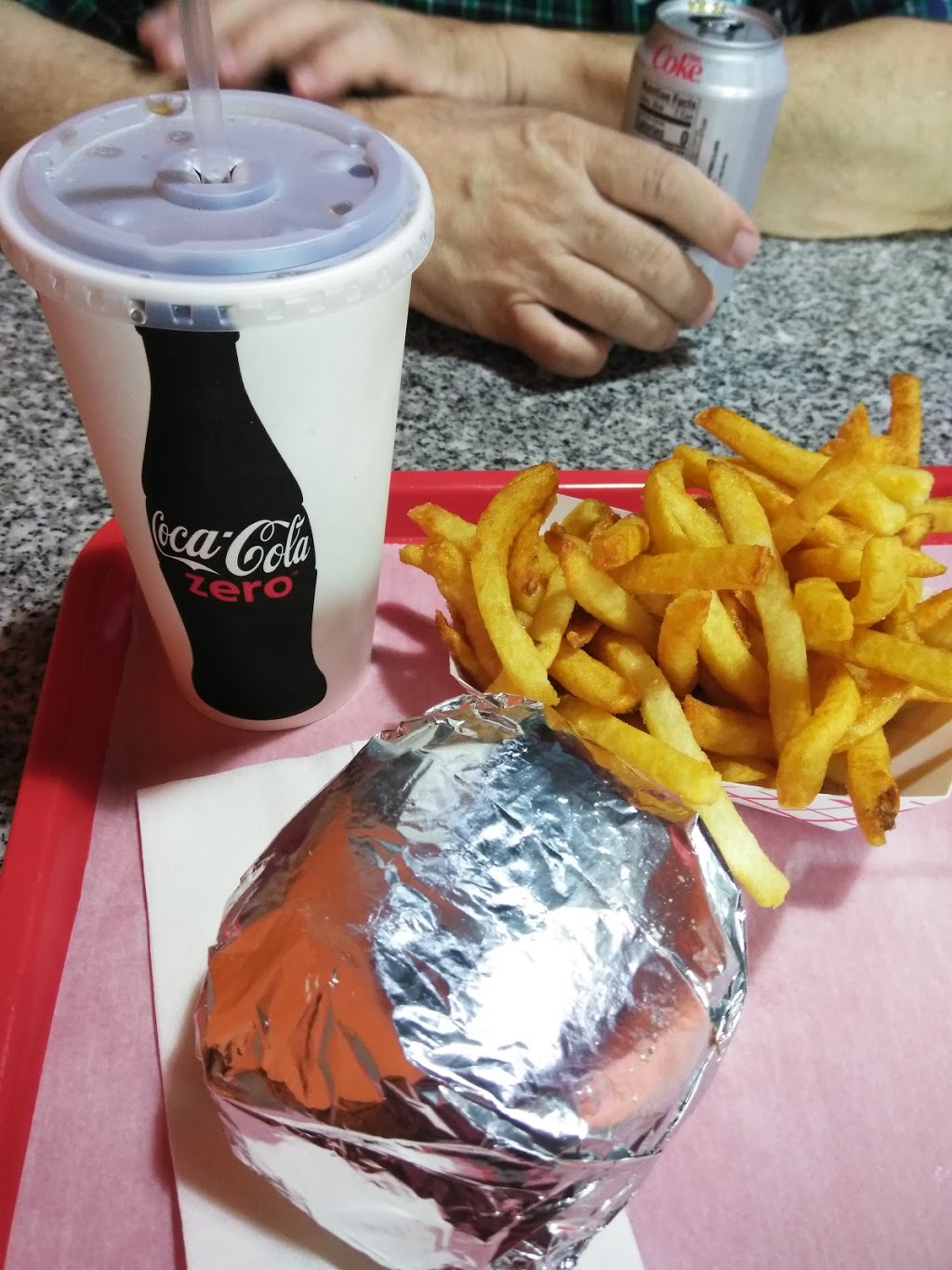 Fire Grilled Burgers | 1077 Bay St #1, Staten Island, NY 10305, USA | Phone: (718) 816-1740