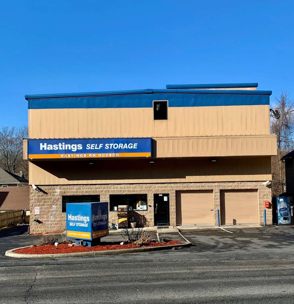 Hastings Self Storage | 1337 Saw Mill River Rd, Hastings-On-Hudson, NY 10706, USA | Phone: (914) 478-5160