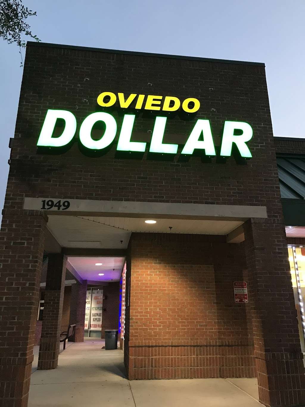 Oviedo Dollar | 1949 County Rd 419 suite 1201, Oviedo, FL 32766 | Phone: (321) 765-4580