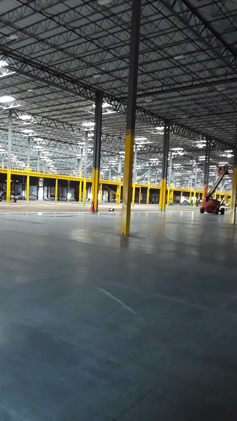 Under Armour Distribution House | 1600 Sparrows Point Boulevard, Edgemere, MD 21219, USA